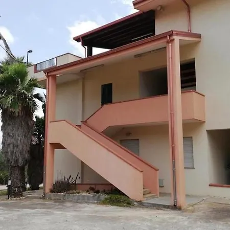 Holiday home Casa Vacanze Porto Ulisse Teresa *